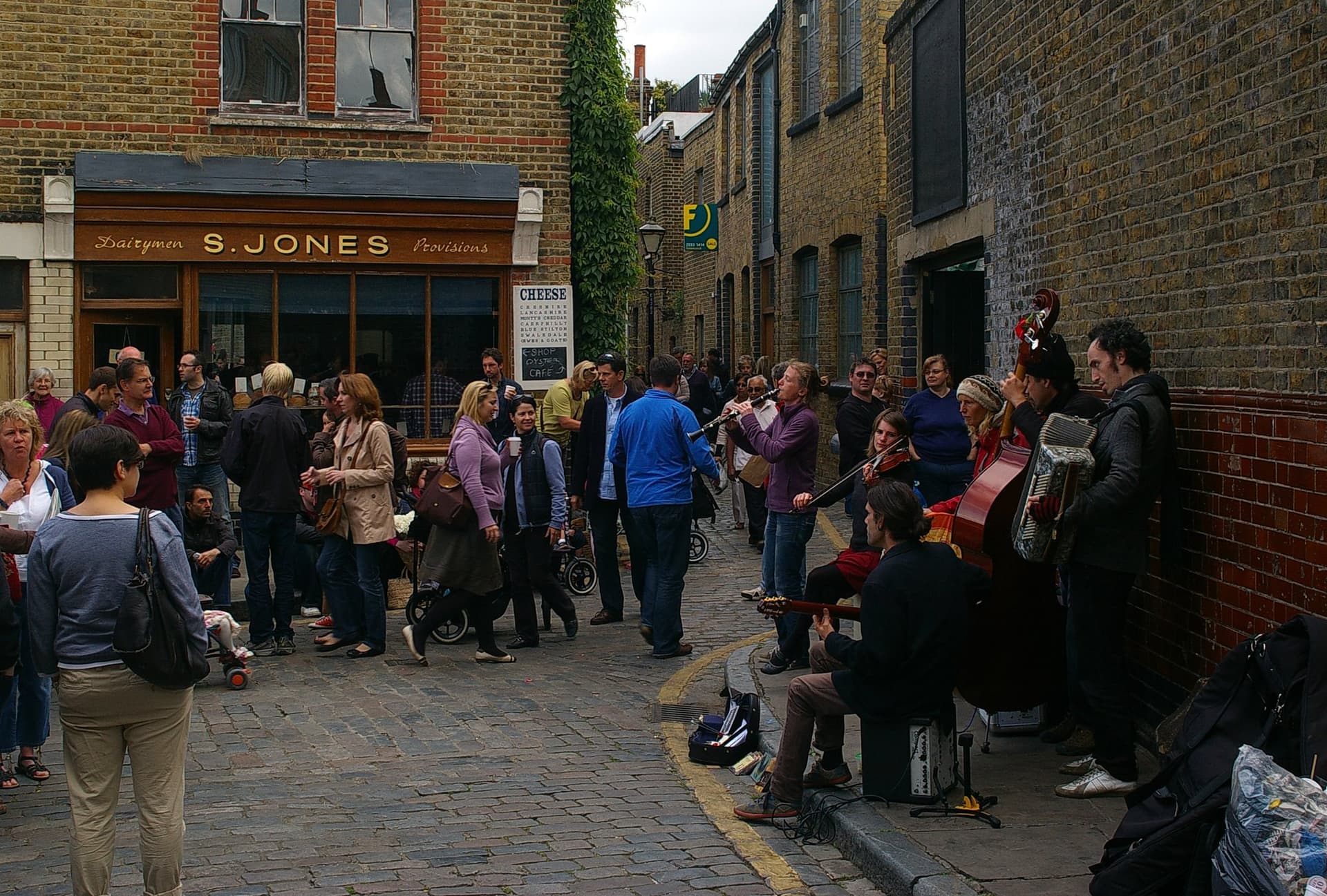 Sunday morning at Columbia Road Flower Market, London-geograph-2410434-by-Julian-Osley